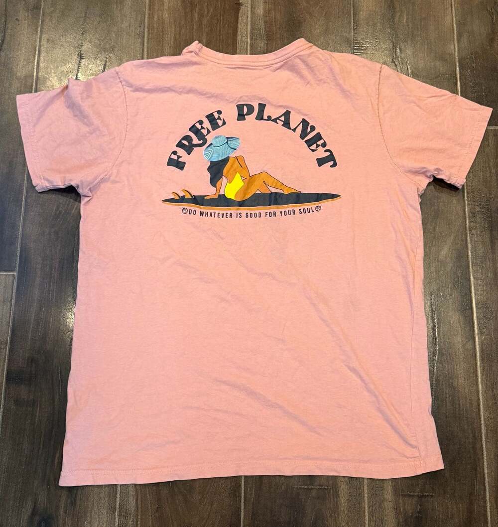 Free Planet Pink Surfer Graphic T-Shirt Do Whatever Is Good For Your Soul Size L